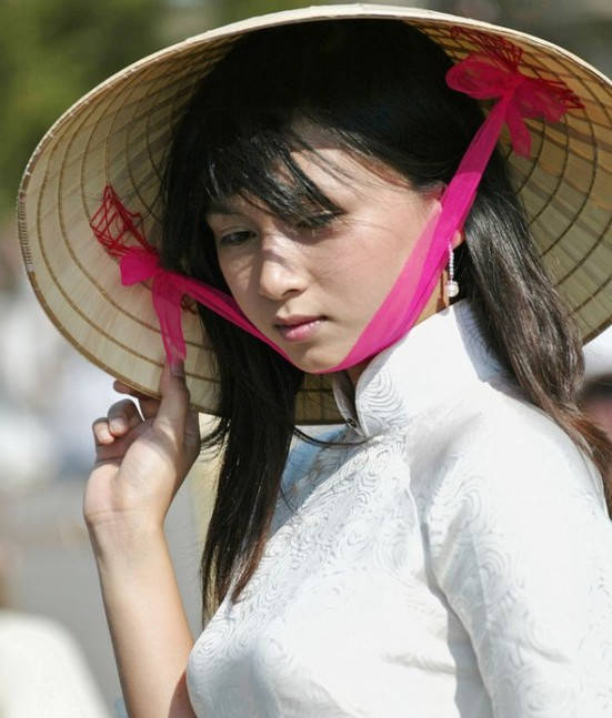 222间房主播跳舞 香烟密语